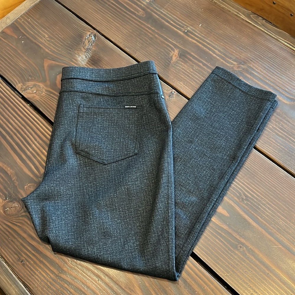 DKYN JEANS -Leggings that can pass as slacks. Size XXL Charcoal